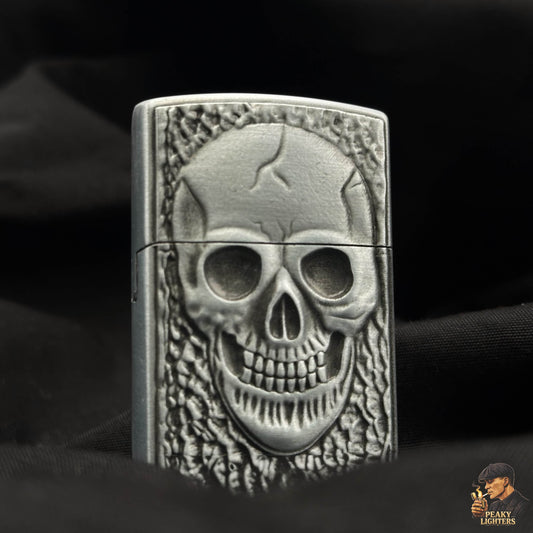 Memento Aureum – Skull Lighter