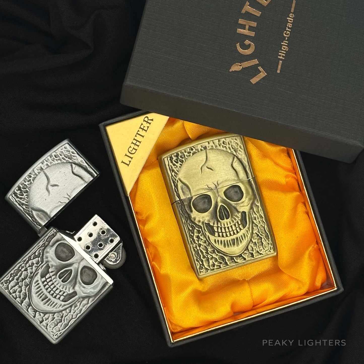 Memento Aureum – Skull Lighter