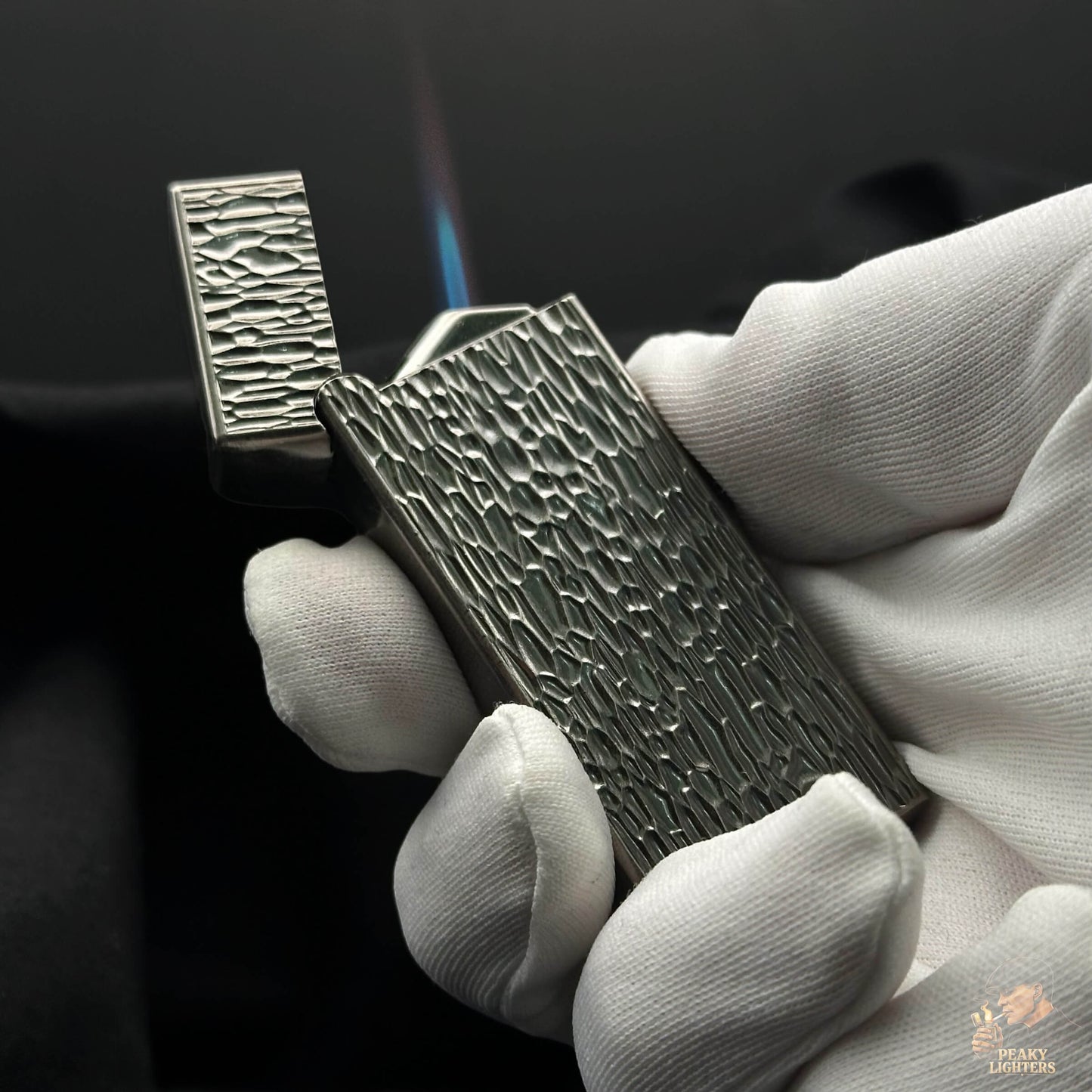 Noir Ember – Luxury Torch Lighter