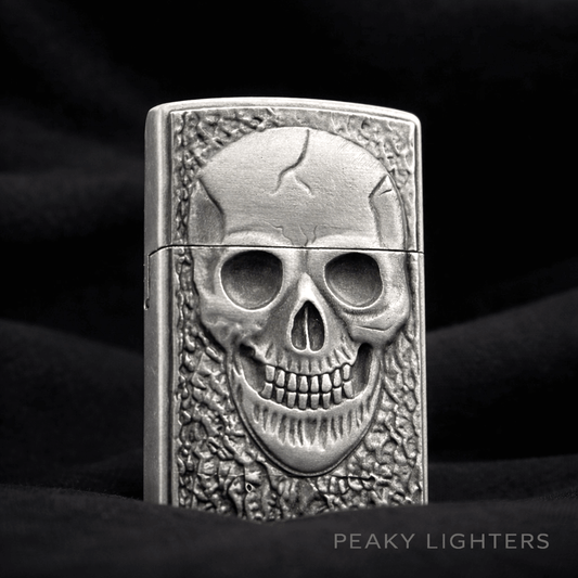 Memento Aureum – Skull Lighter