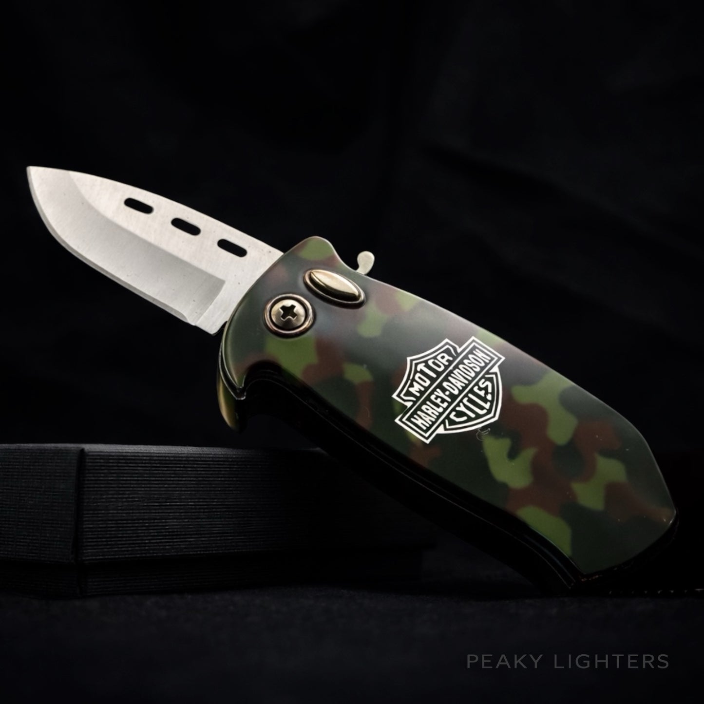 BlazeBlade – Tactical Knife